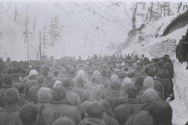 Lieber nach vorne, nur um diesen verdammten Lawinen zu entgehen